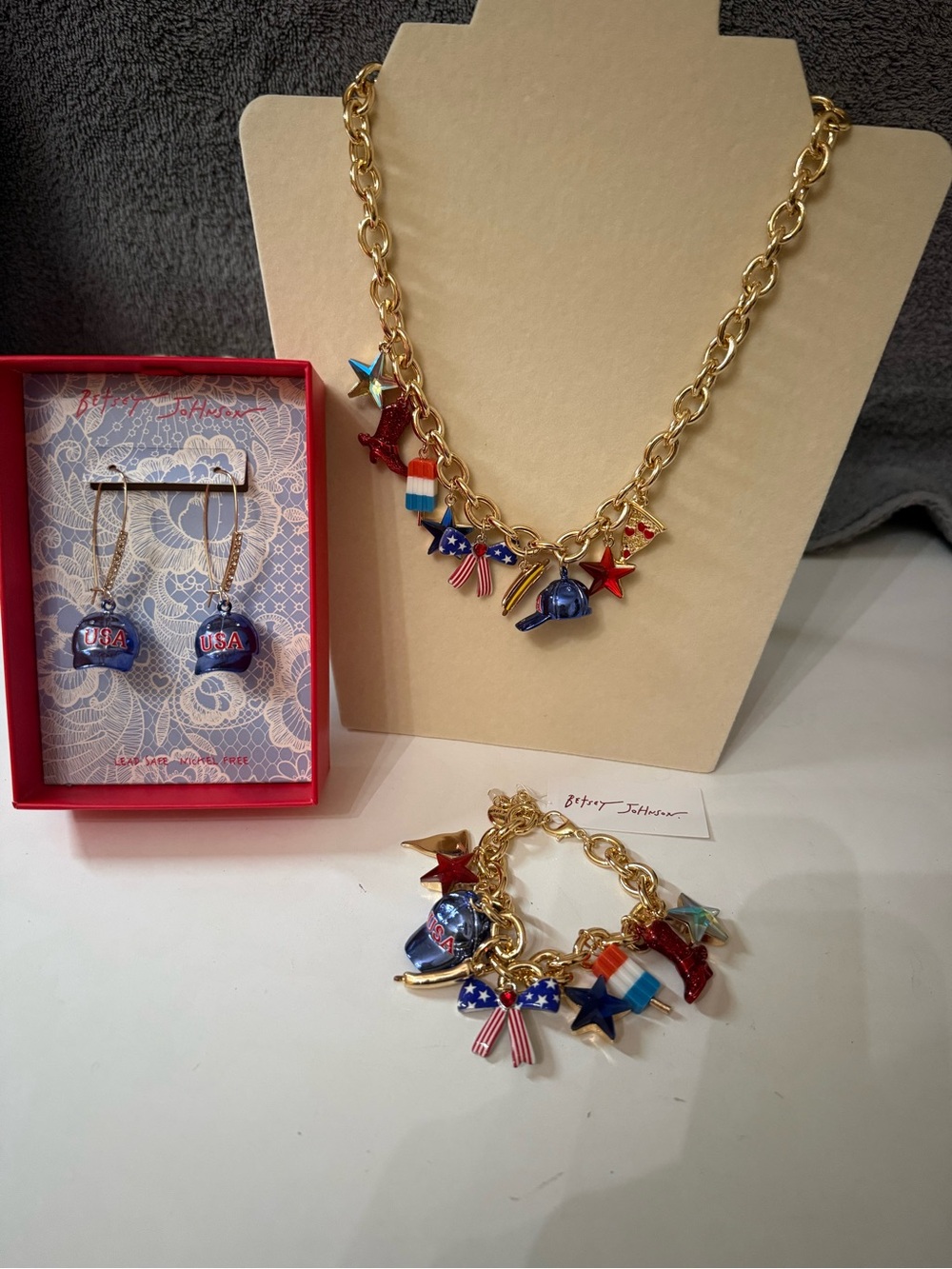 🇺🇸Betsey Johnson USA Dangle Earrings, Bracelet AND Necklace